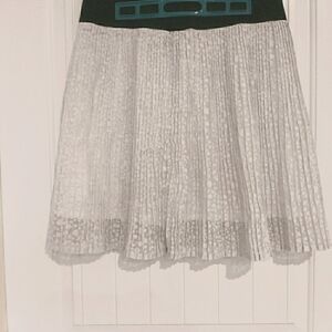 👗TOFU PLEATED WHITE LINED SKIRT/B5